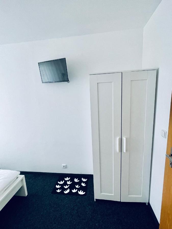 Apartmány Bryksova Praga Exterior foto