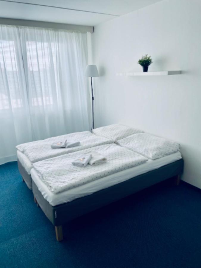 Apartmány Bryksova Praga Exterior foto